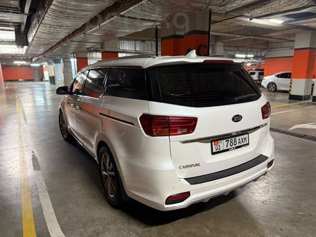 Kia Carnival, 2019 — photo 9