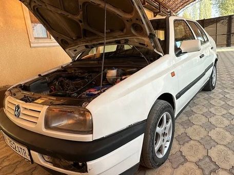 Volkswagen Vento, 1992 — сүрөт 5