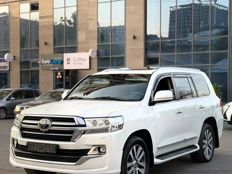Toyota Land Cruiser, 2019 — фото 1