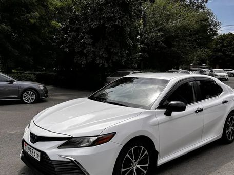 Toyota Camry, 2022 — сүрөт 3