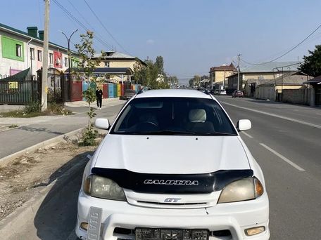 Toyota Caldina, 2000 — 照片 1