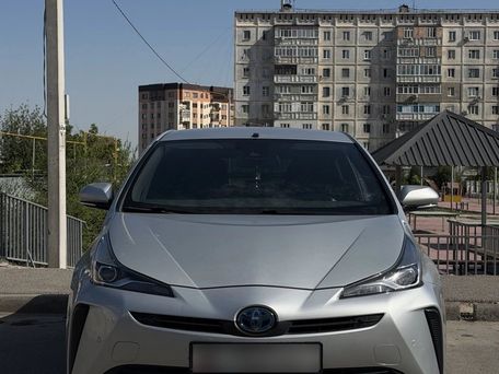 Toyota Prius, 2019 — photo 1
