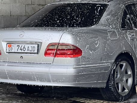 Mercedes-Benz E-Class, 2000 — photo 5