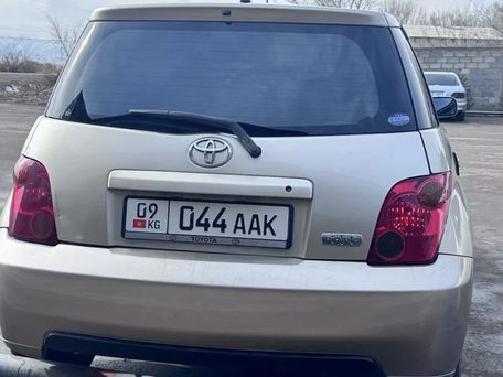 Toyota Ist, 2003 — сүрөт 3