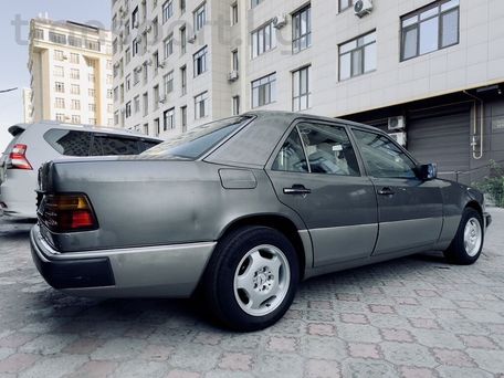 Mercedes-Benz W124, 1989 — фото 5