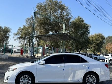 Toyota Camry, 2013 — photo 8