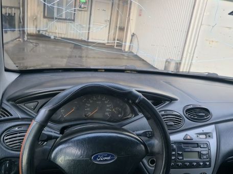 Ford Focus, 2002 — 照片 7