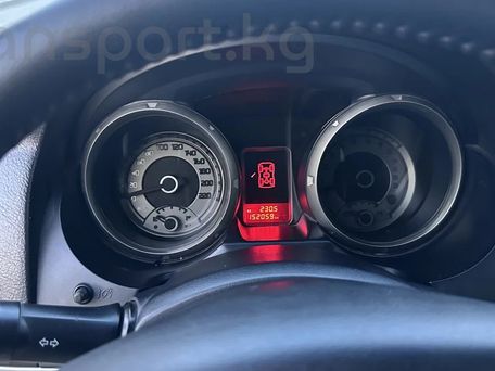 Mitsubishi Pajero, 2017 — photo 8