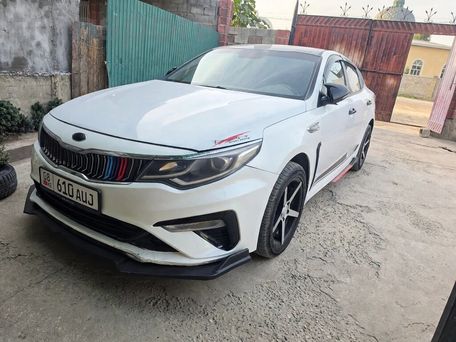 Kia K5, 2018 — photo 10