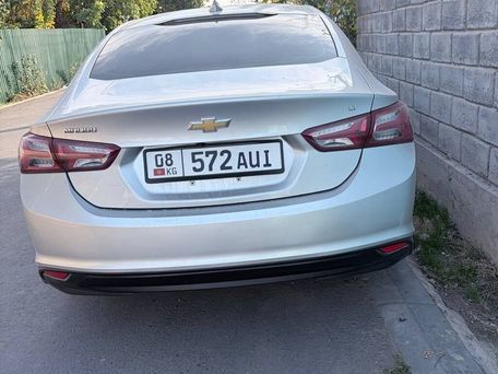 Chevrolet Malibu, 2019 — сүрөт 1