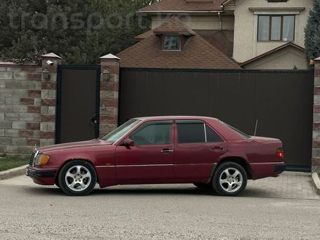 Mercedes-Benz W124, 1992 — photo 4