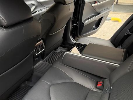 Toyota Camry, 2018 — сүрөт 11