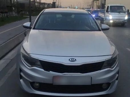 Kia K5, 2016