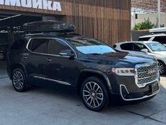 GMC Acadia