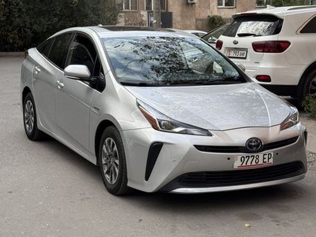 Toyota Prius, 2020 — фото 1