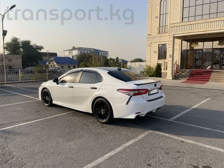 Toyota Camry, 2019 — photo 2