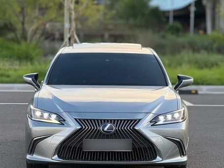 Lexus ES, 2001