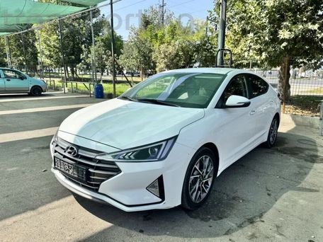 Hyundai Avante, 2018 — фото 1