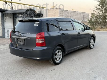 Toyota Wish, 2004 — photo 4