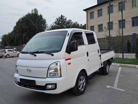 Hyundai H-1, 2020 — photo 8