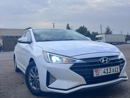 Hyundai Avante, 2018
