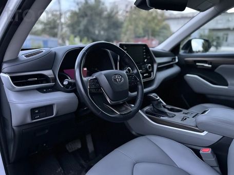 Toyota Highlander, 2020 — photo 8