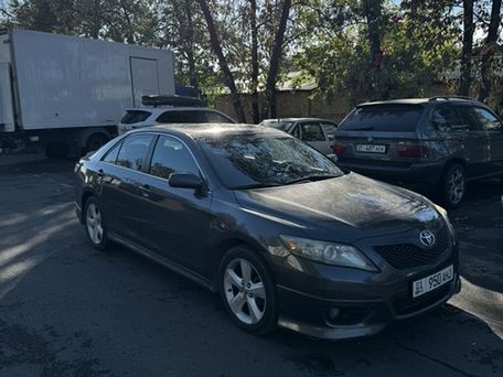 Toyota Camry, 2010 — 照片 3