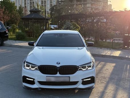 BMW 5 серии, 2018 — фото 1