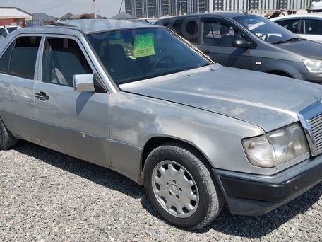 Mercedes-Benz W124, 1992 — фото 2