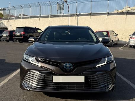 Toyota Camry, 2019 — фото 2