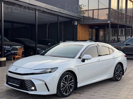 Toyota Camry, 2025 — фото 3