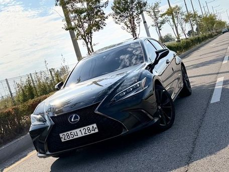 Lexus ES, 2021 — photo 2