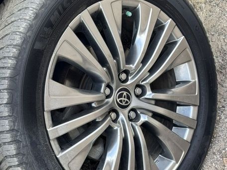 Toyota Venza, 2021 — photo 3