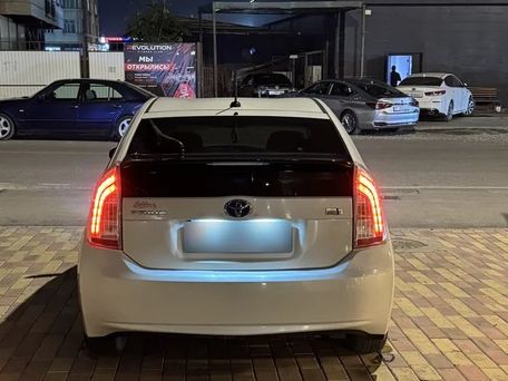 Toyota Prius, 2015 — сүрөт 8