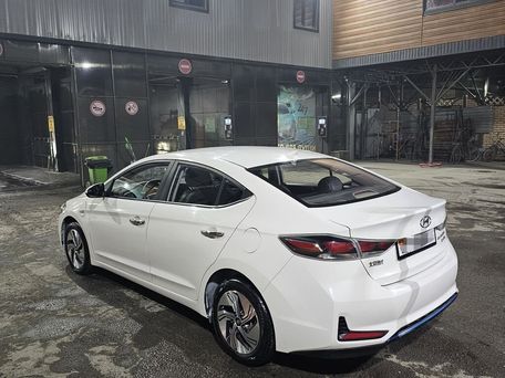 Hyundai Elantra, 2020 — photo 5