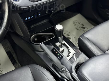 Toyota RAV4, 2018 — сүрөт 9