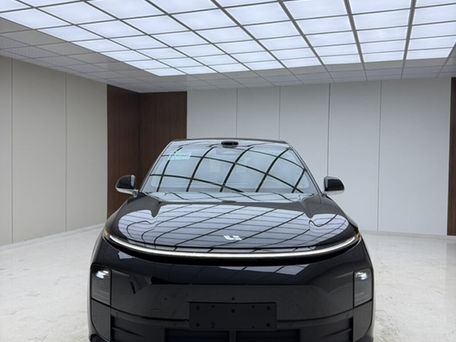 Li Auto (Lixiang) L6, 2025 — 照片 1