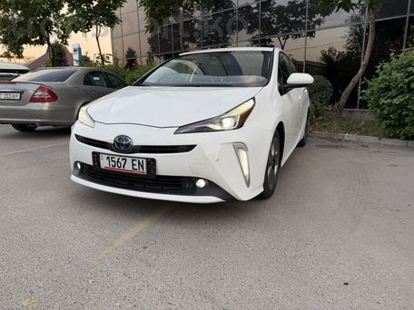 Toyota Prius, 2021 — фото 1
