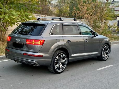 Audi Q7, 2018 — photo 2