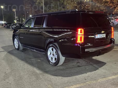 Chevrolet Suburban, 2017 — photo 3