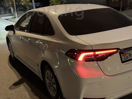 Toyota Corolla, 2022 — 照片 4