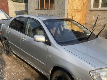 Toyota Corolla, 2003