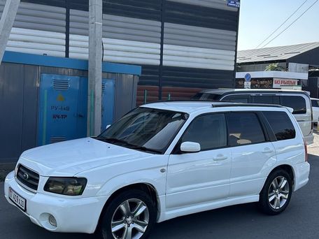 Subaru Forester, 2004 — 照片 1
