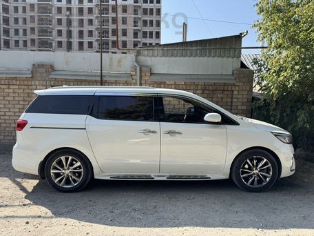 Kia Carnival, 2018 — фото 2