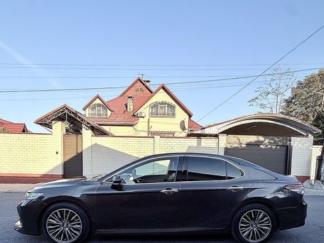Toyota Camry, 2018 — фото 7