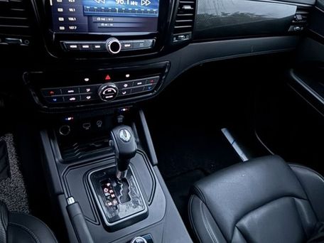 SsangYong Rexton, 2021 — photo 10