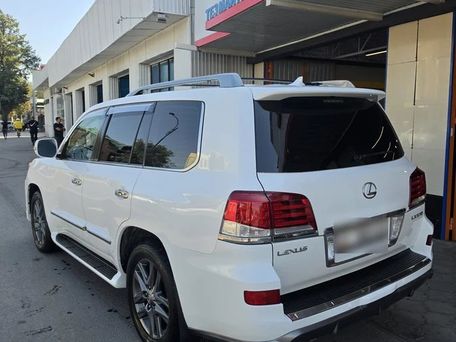 Lexus LX, 2013 — photo 3