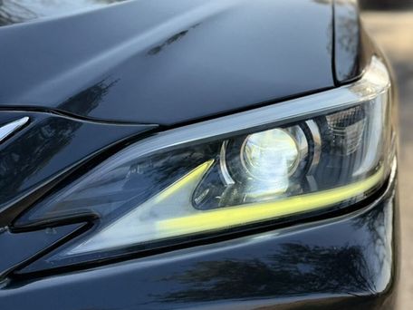 Lexus ES, 2019 — 照片 3