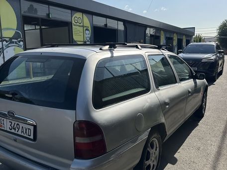 Ford Mondeo, 1998 — 照片 4