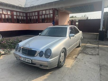 Mercedes-Benz E-Class, 2000 — photo 1